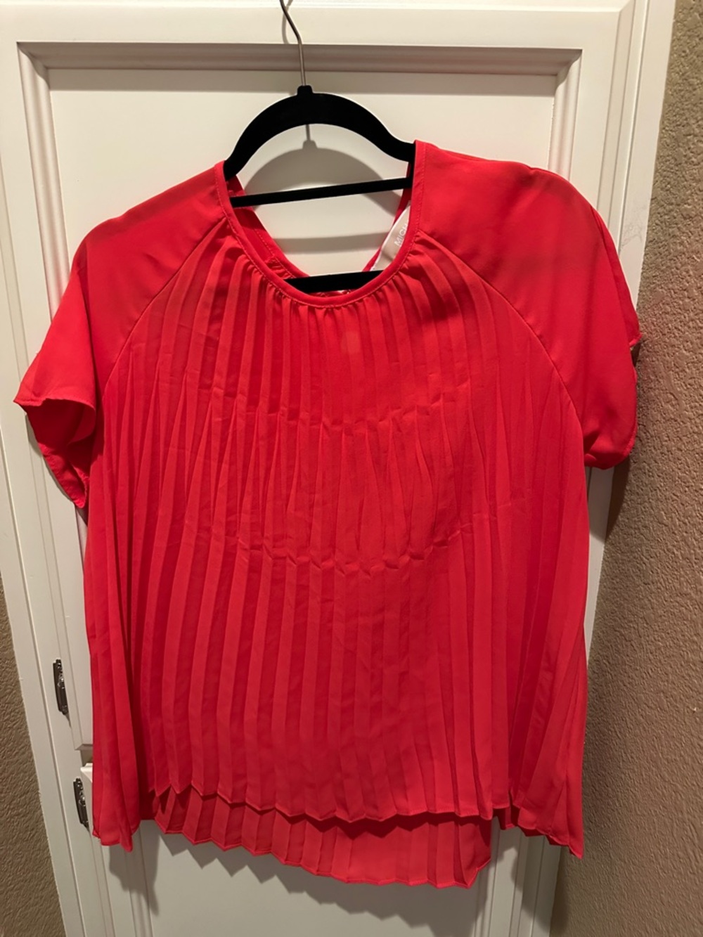 Michael Kors Red Pleated Short-Sleeve Blouse